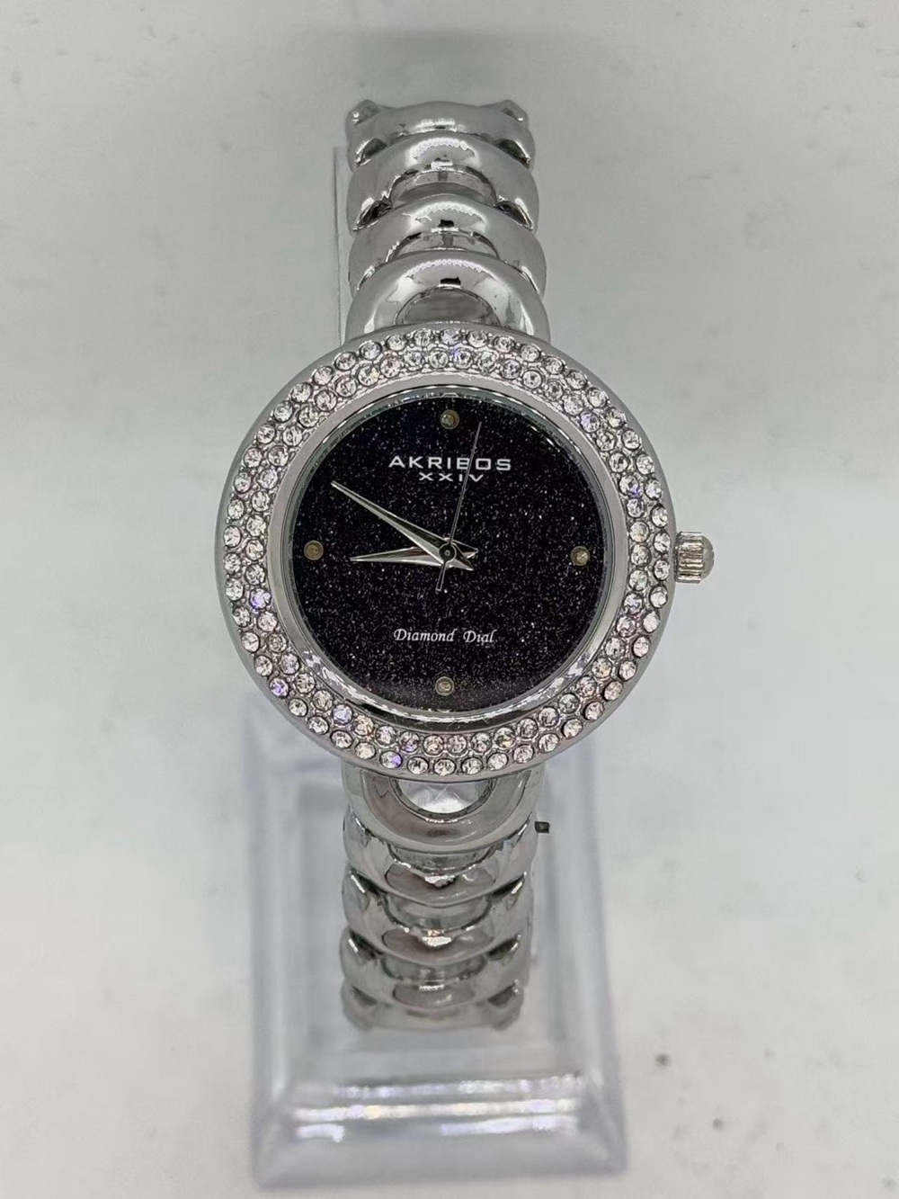 Akribos XXIV Women’s Quartz Diamond Dial Watch 36mm Silver Tone New Battery Runs